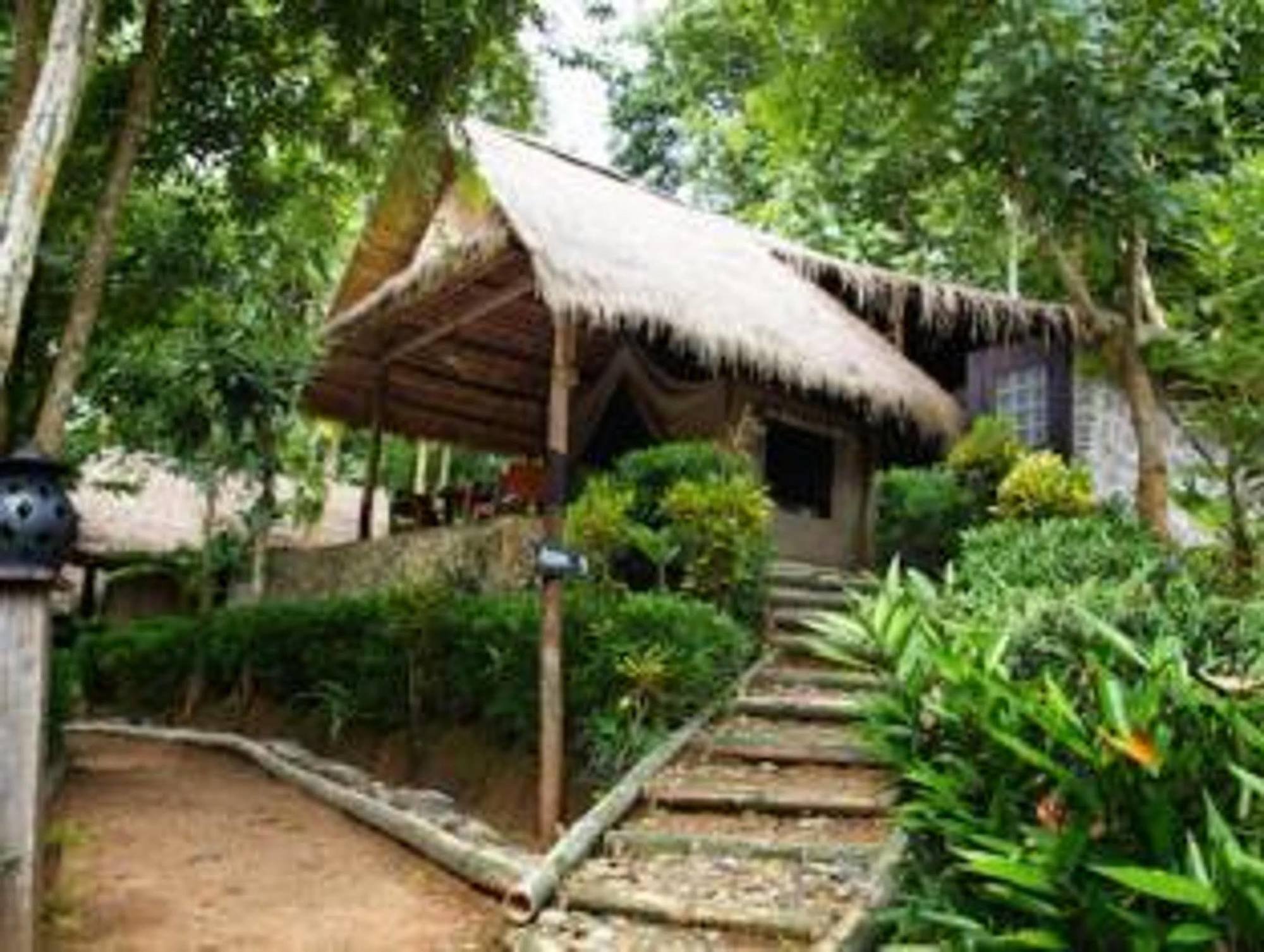 Kamu Lodge Pak Ou Exterior photo