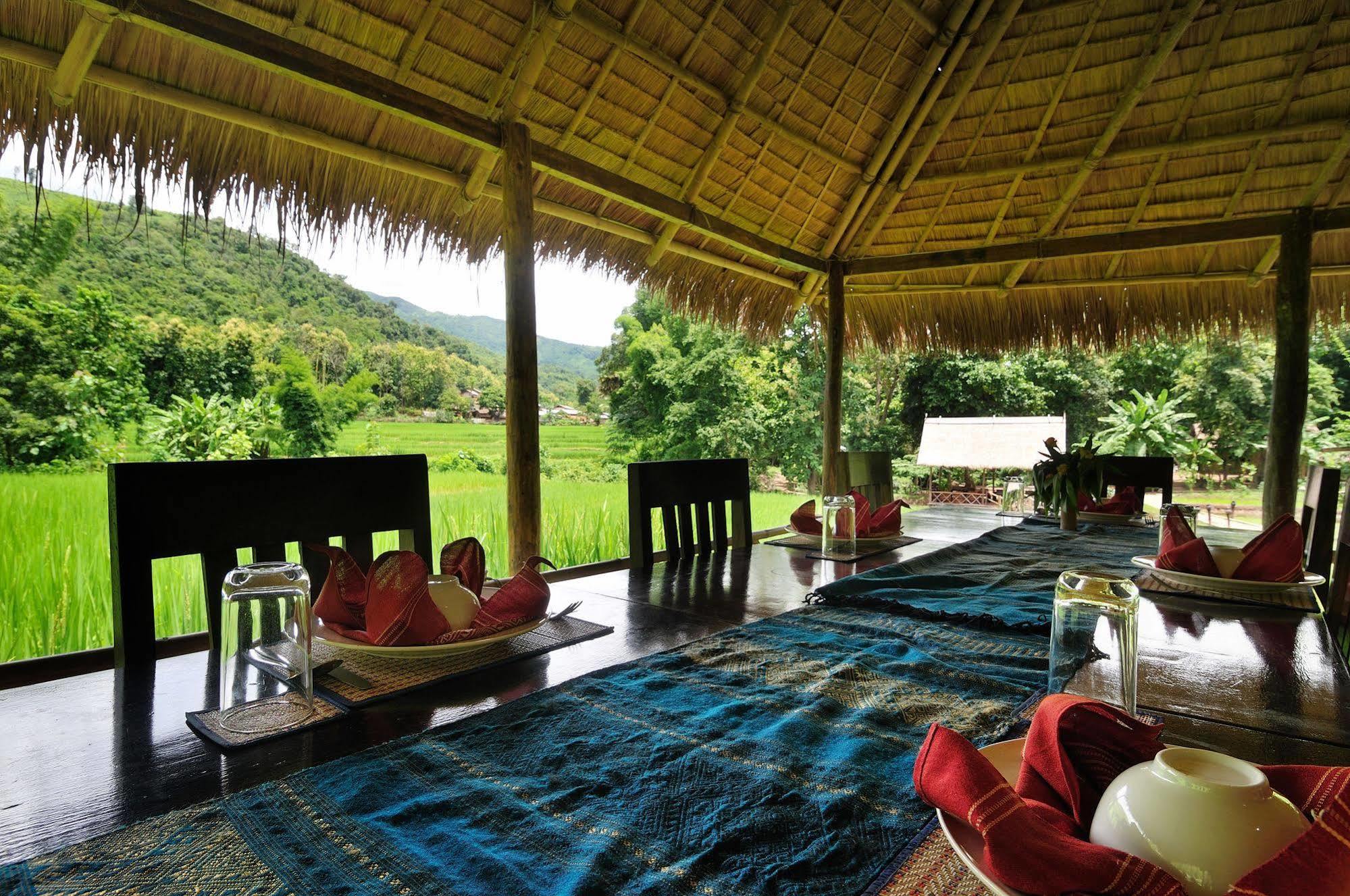 Kamu Lodge Pak Ou Exterior photo