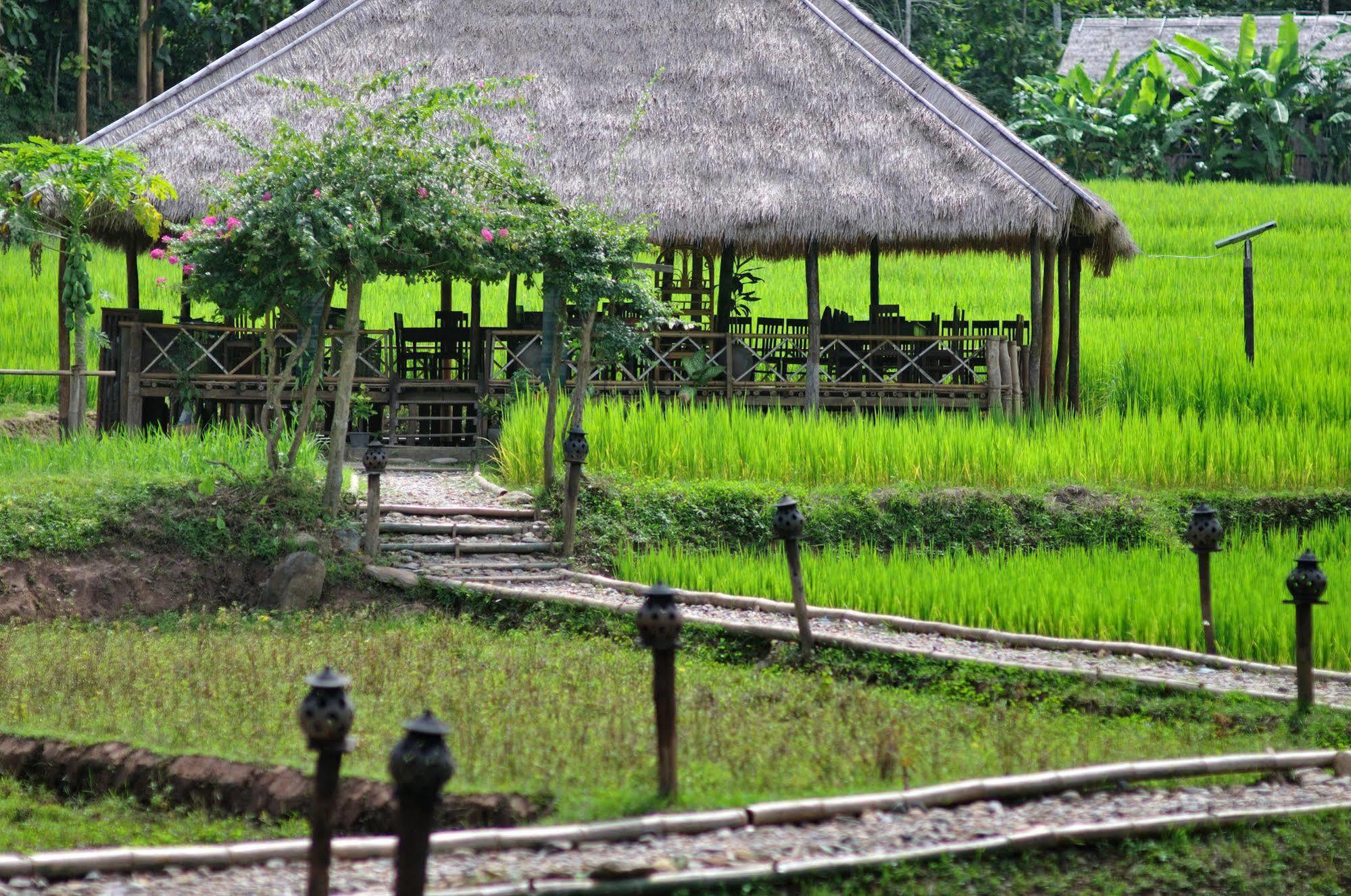Kamu Lodge Pak Ou Exterior photo