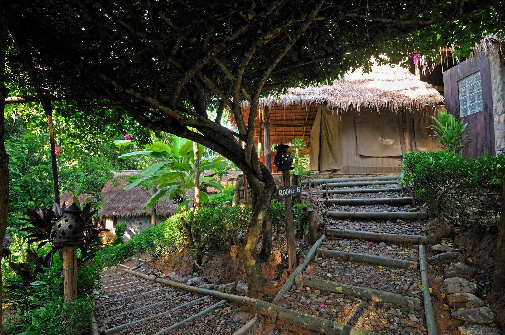 Kamu Lodge Pak Ou Exterior photo